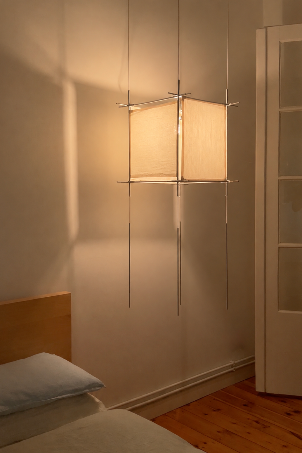 Suspended Lamp 1
